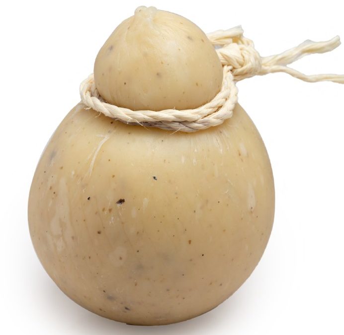 CACIOCAVALLO AL TARTUFO NERO DEL MATESE